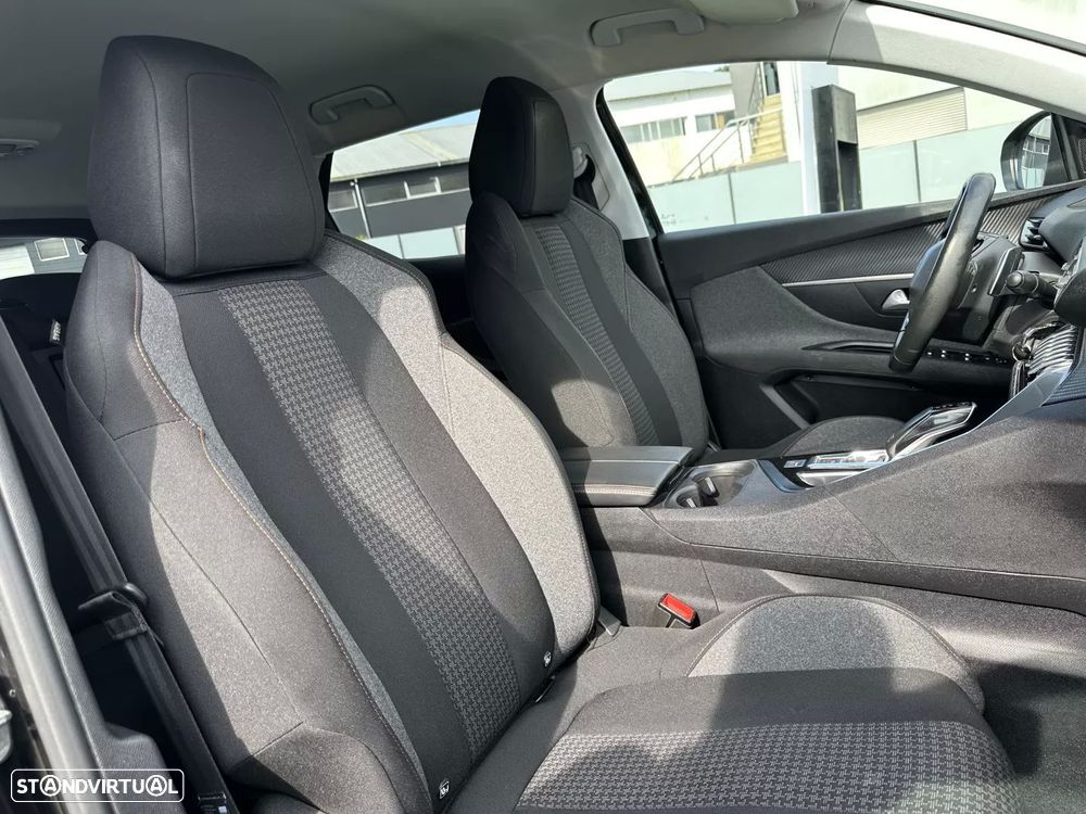 Peugeot 3008 1.5 BlueHDi Allure Pack EAT8 - 47