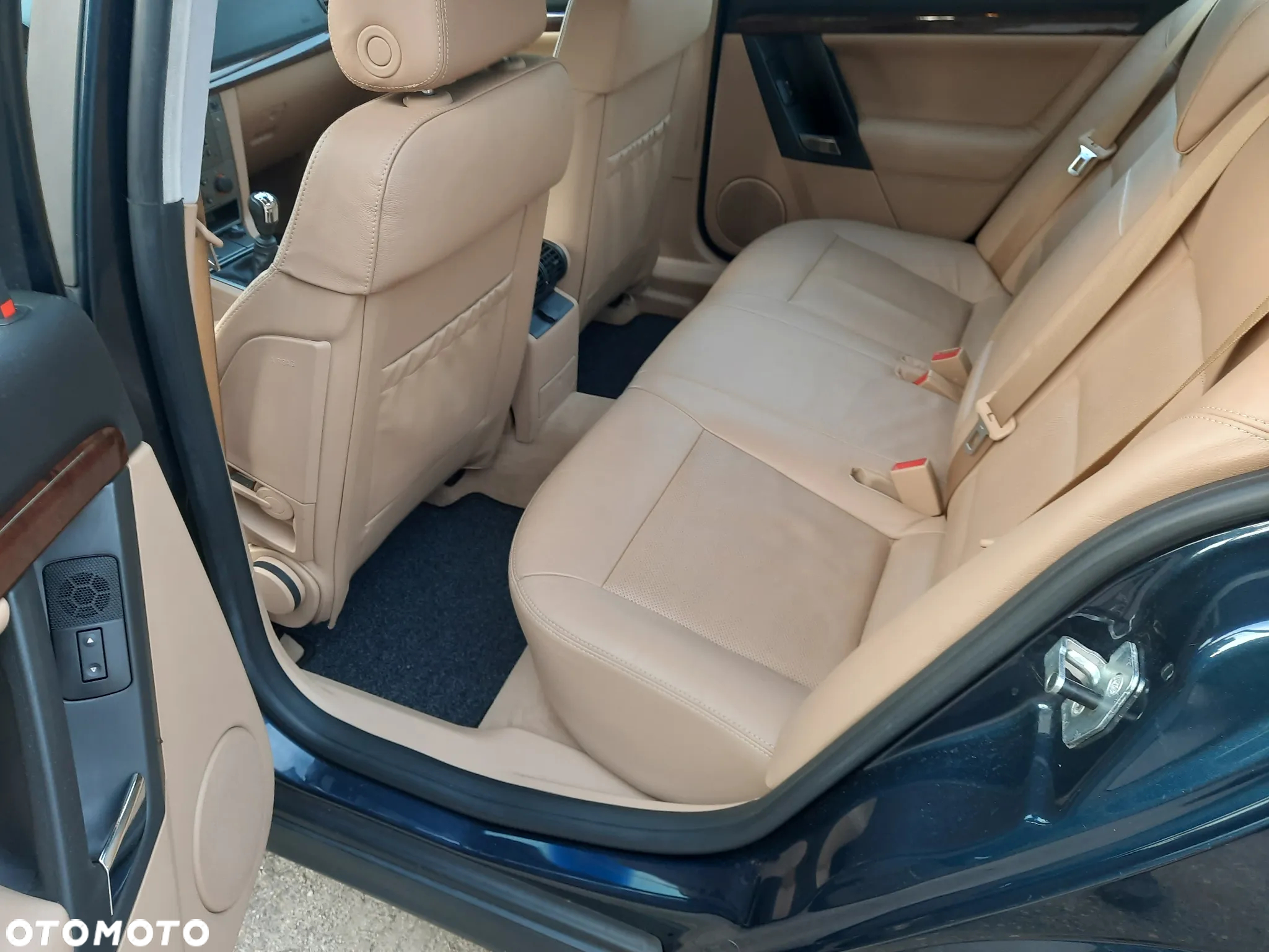 Opel Vectra 2.2 Essentia - 17