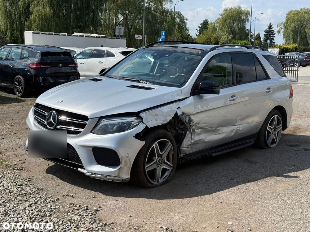 Mercedes-Benz GLE 500 e 4Matic 7G-TRONIC - 11