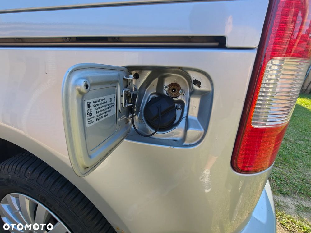 Volkswagen Caddy - 16