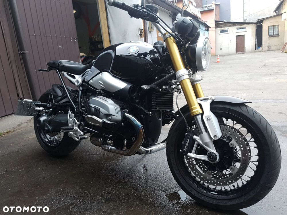 BMW R - 19