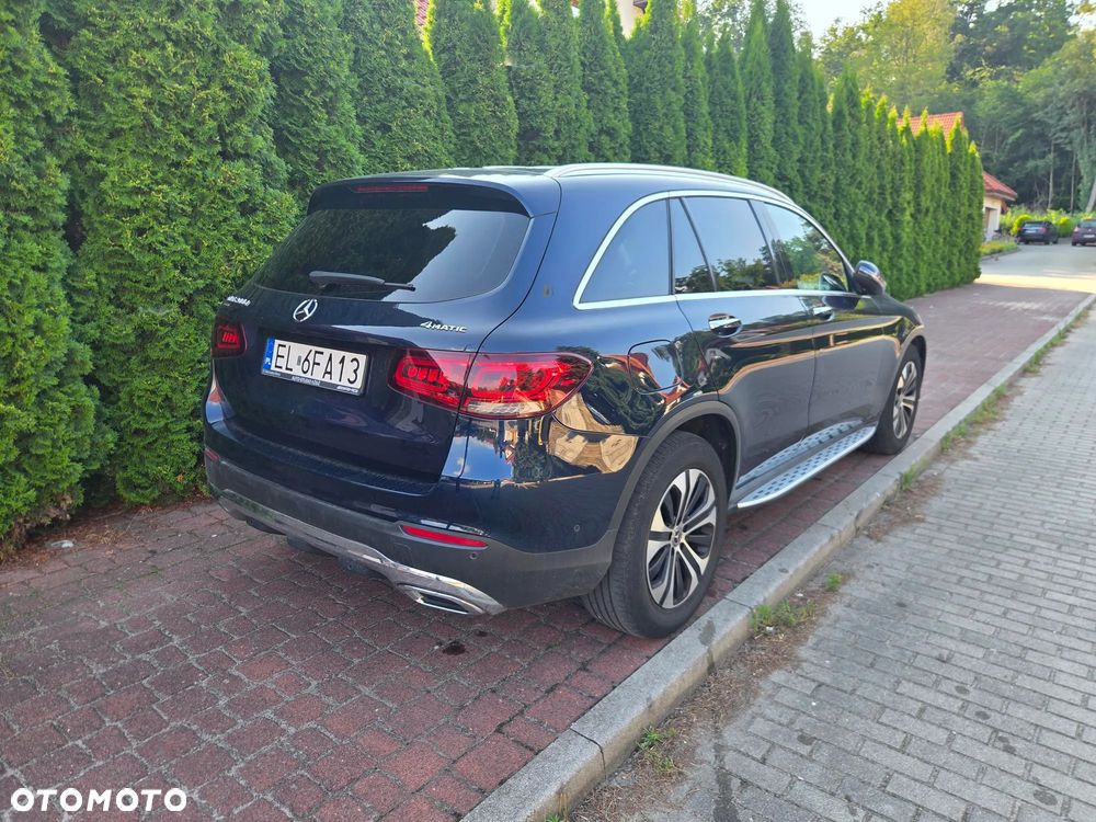 Mercedes-Benz GLC 200 d 4-Matic Business Edition - 4