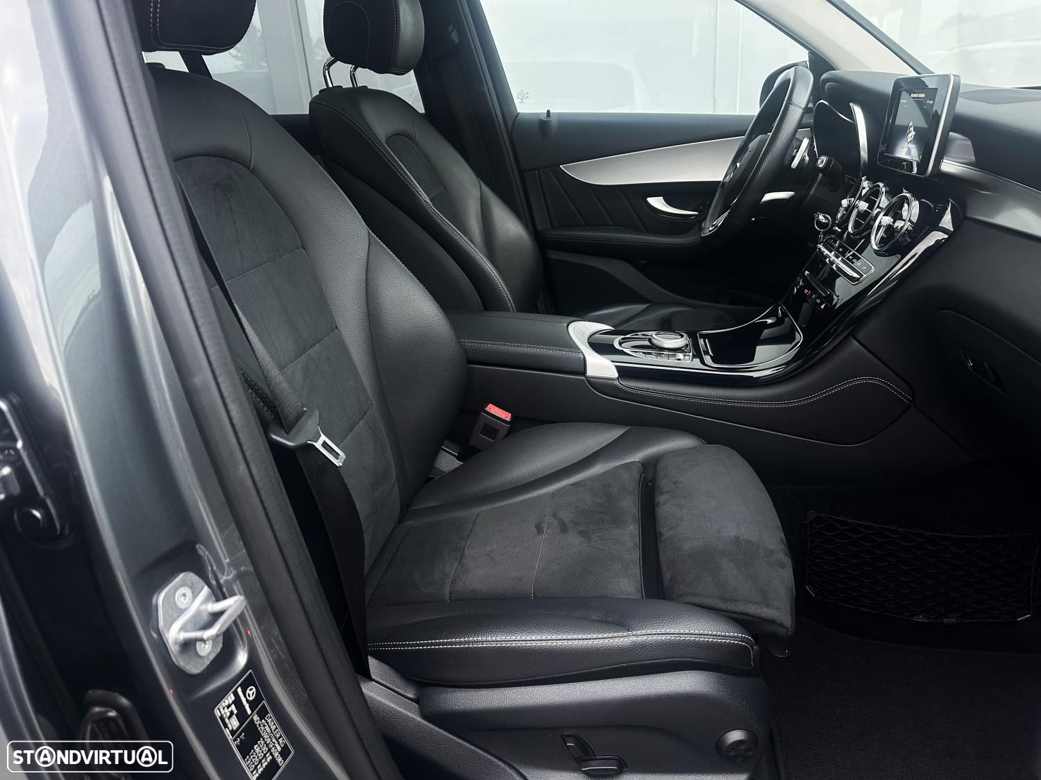 Mercedes-Benz GLC 250 d AMG Line 4-Matic - 22