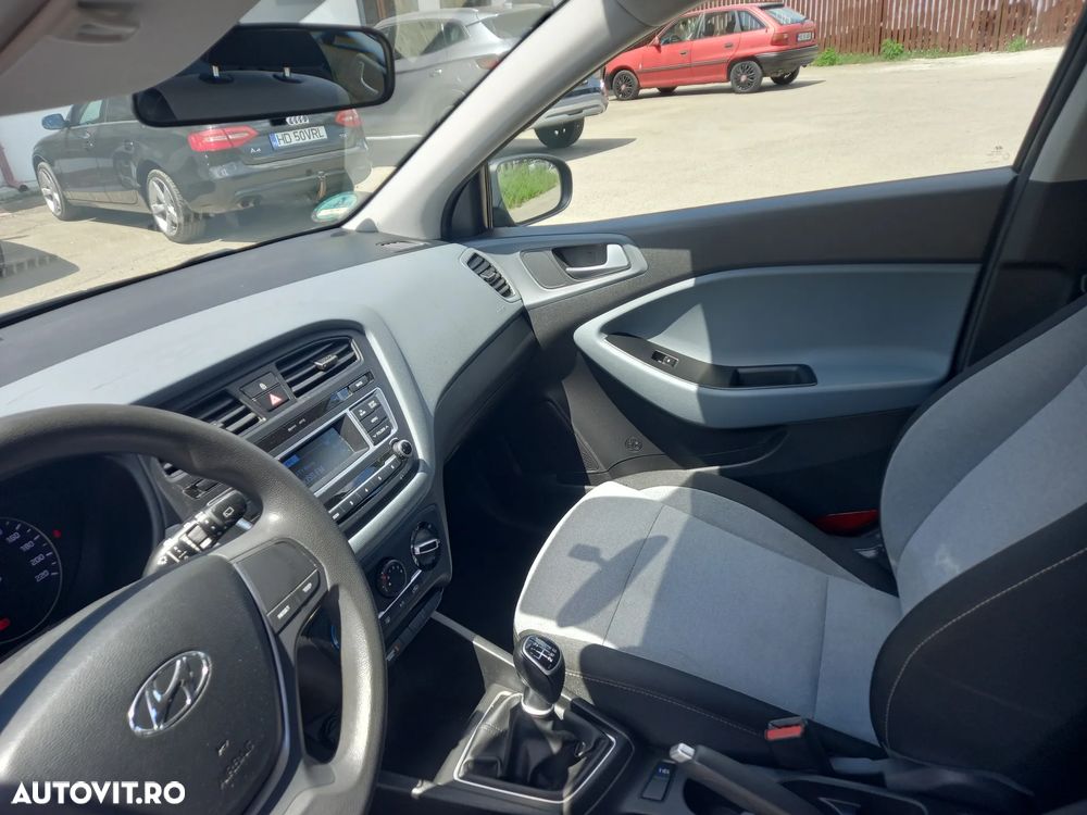 HYUNDAI i20 2016 — imagine 11