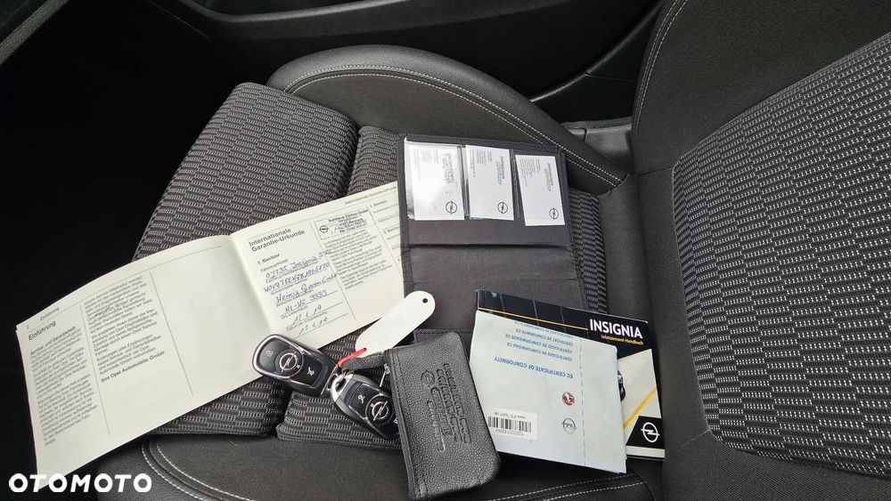 Opel Insignia 1.6 T Exclusive S&S - 20