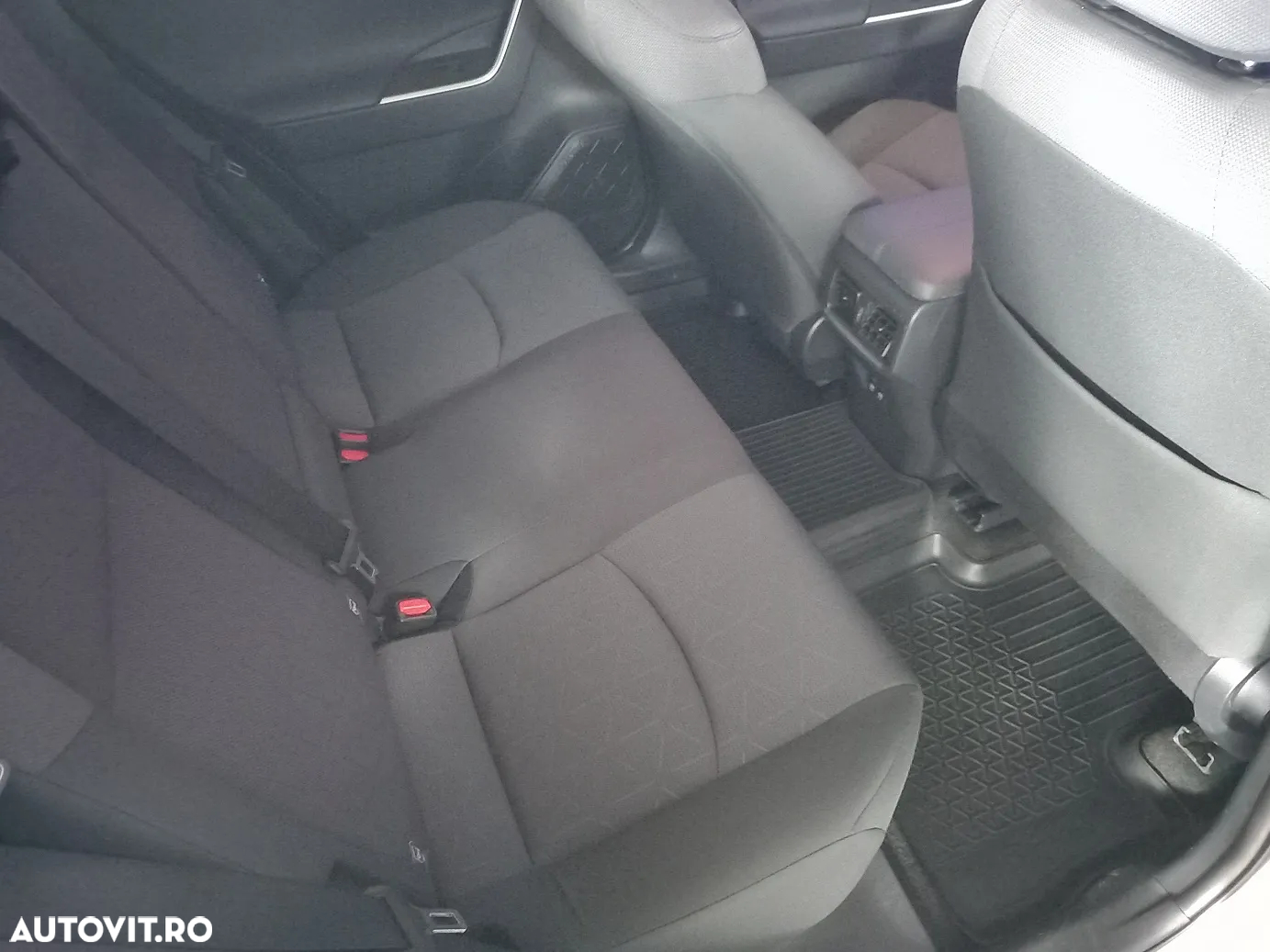 Toyota RAV4 - 19
