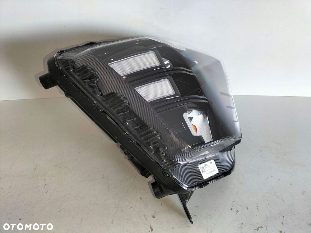 lampa przednia reflektor prawa hyundai kona ii sx2 23- full led - 3