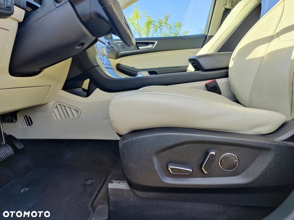Ford Edge - 7
