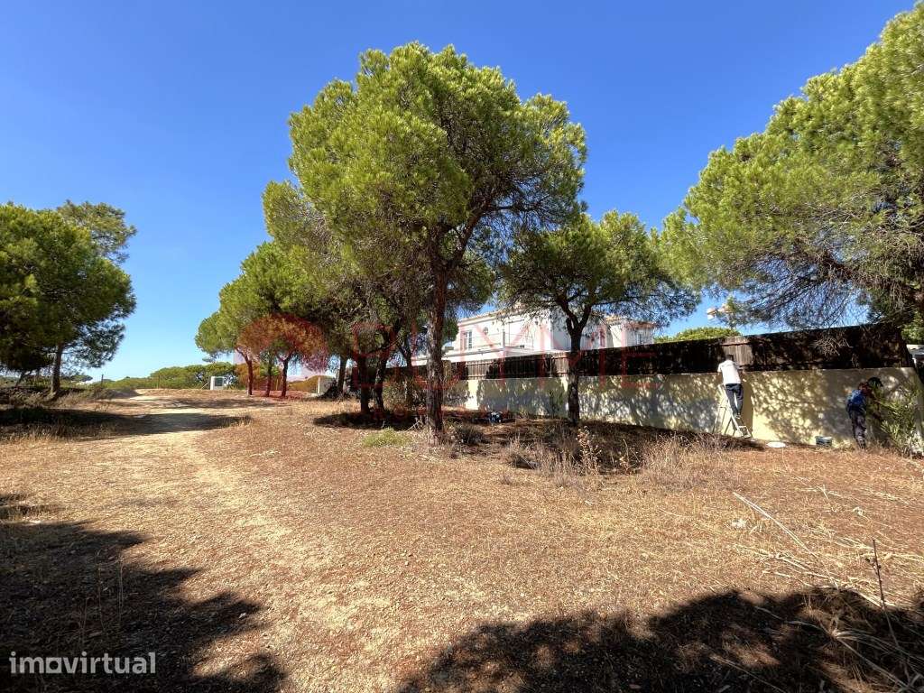 Lote Exclusivo para Moradia nas Varandas do Lago, Almancil - Grande imagem: 3/9