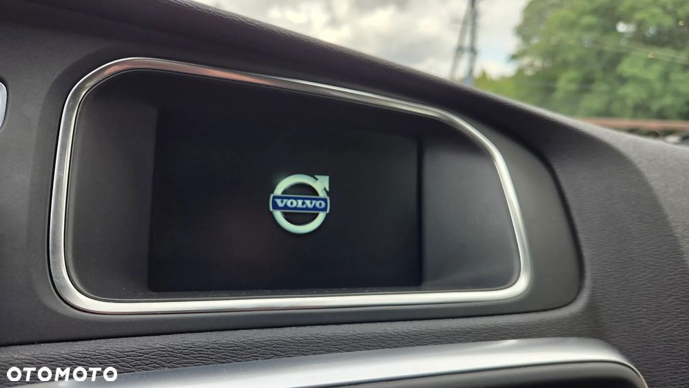 Volvo V40 D2 RDesign - 22