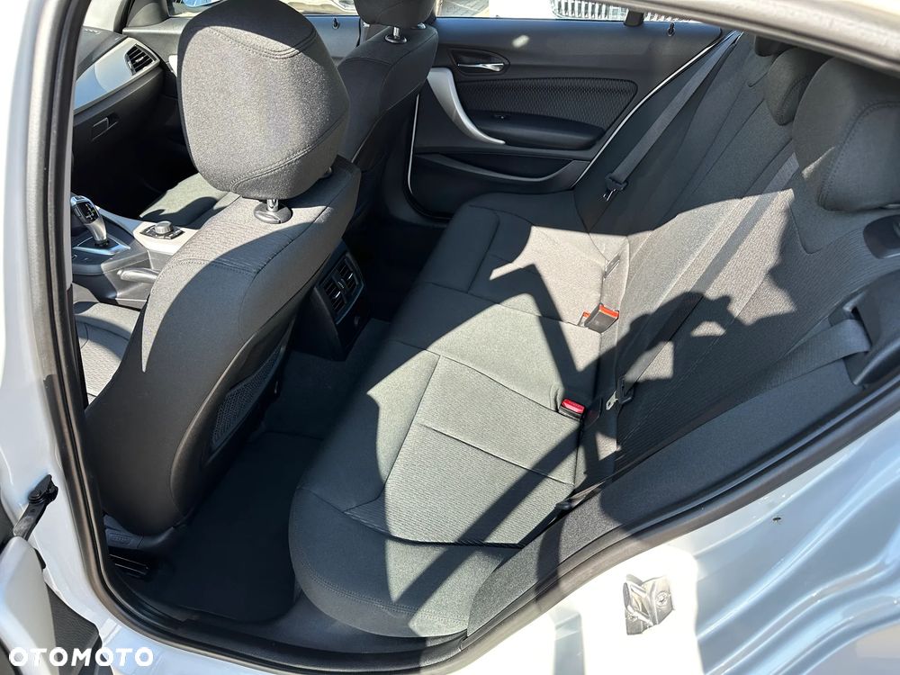 BMW Seria 1 - 20