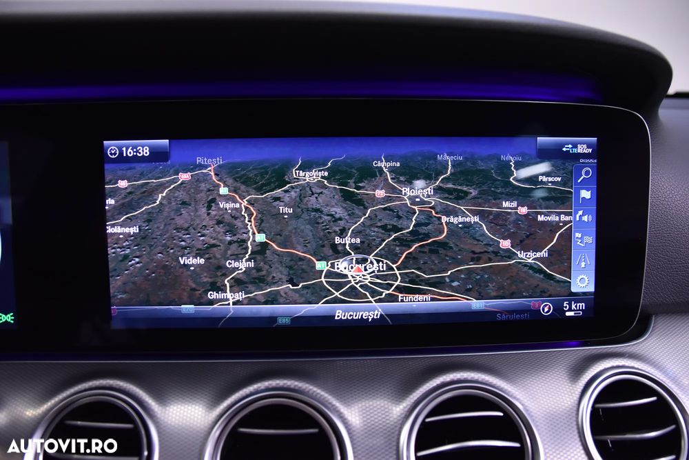 Mercedes-Benz E - 21