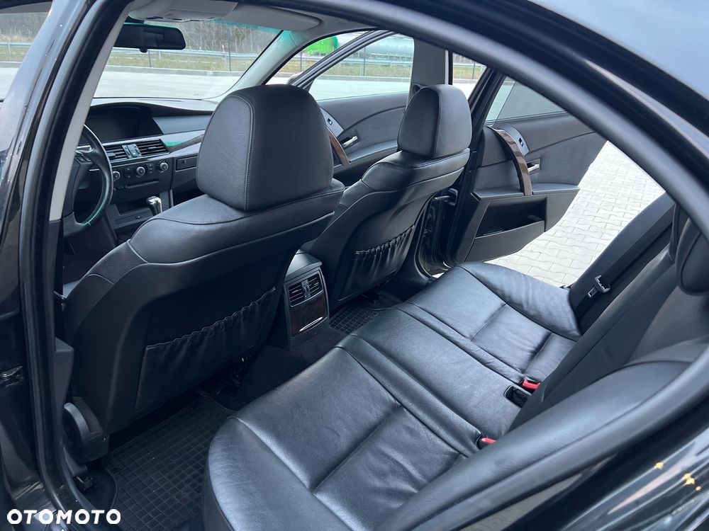 BMW Seria 5 525i - 19