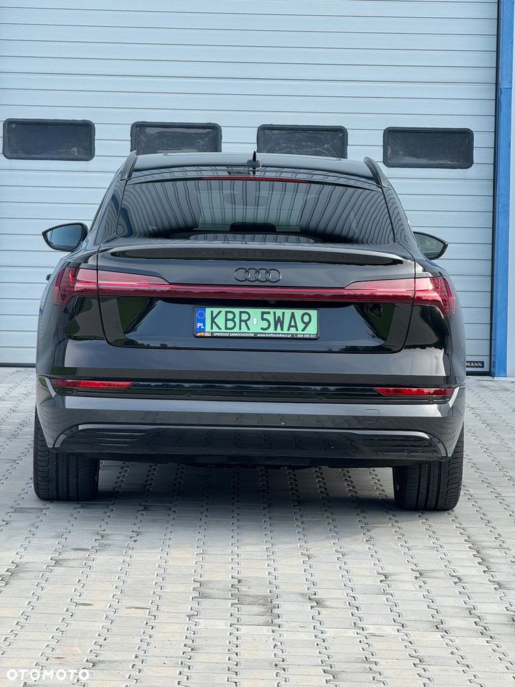 Audi e-tron 50 Quattro S Line - 4