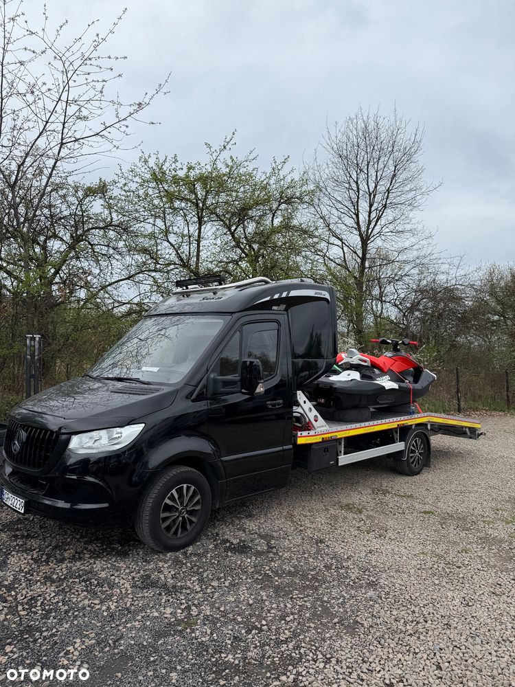Mercedes-Benz Sprinter - 18