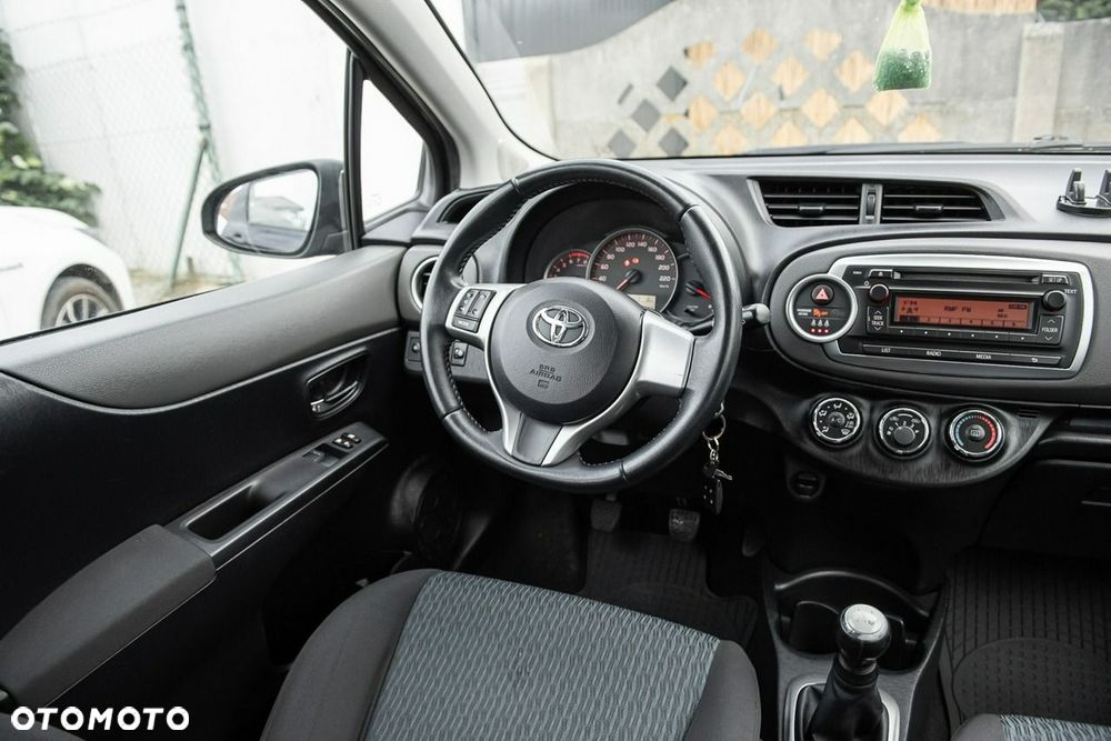 Toyota Yaris - 21