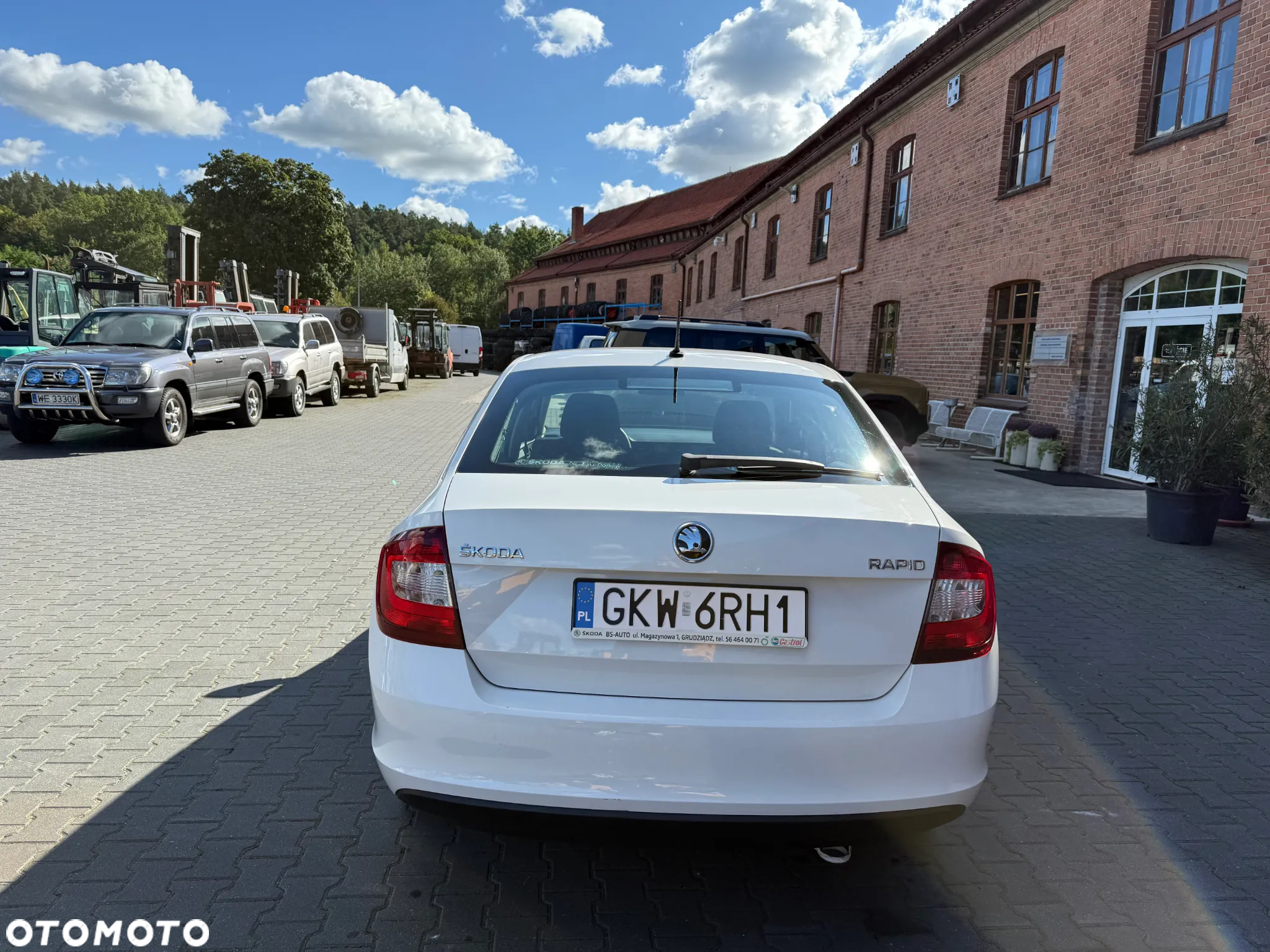 Skoda RAPID 1.6 TDI DPF Ambition - 4
