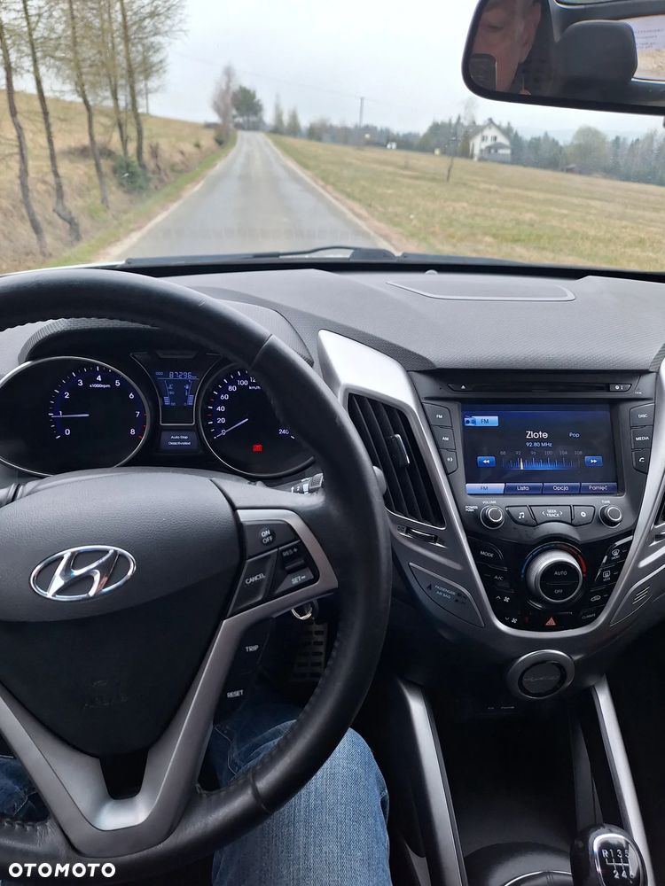 Hyundai Veloster 1.6 GDI Comfort - 7
