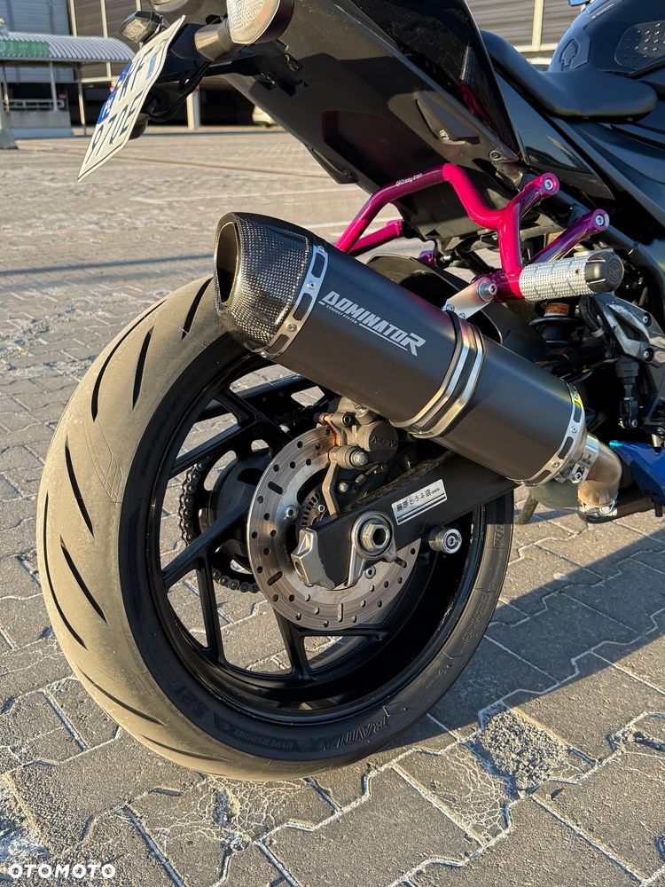 Suzuki GSX - 8