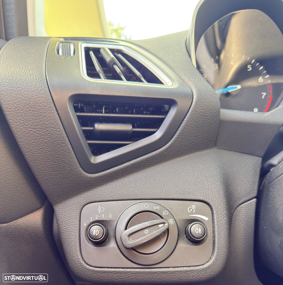 Ford C-Max 1.0 Ecoboost S&S Titanium - 14