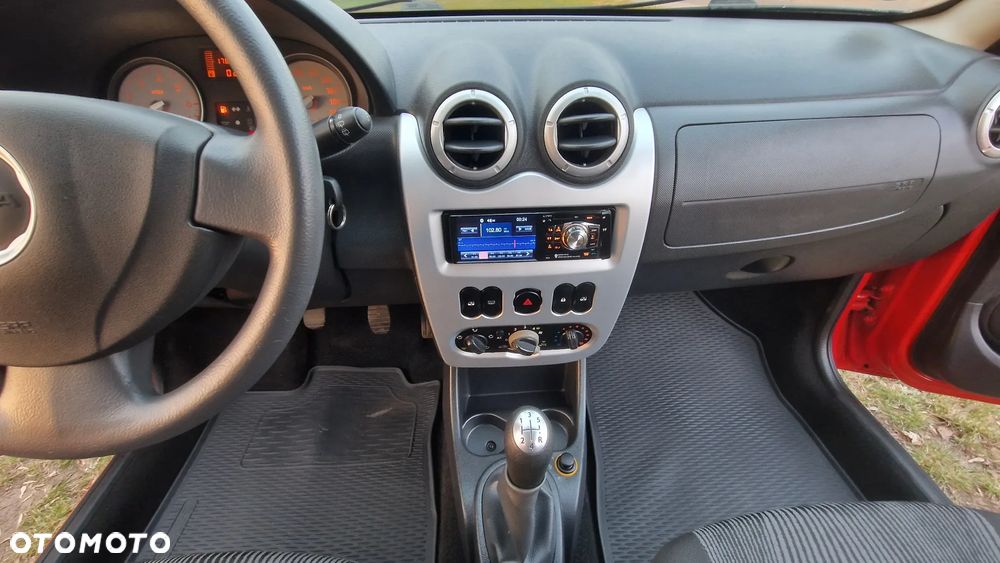 Dacia Sandero 1.2 16V 75 Laureate - 16