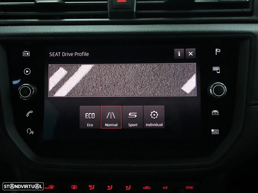 SEAT Arona 1.0 TSI FR - 24