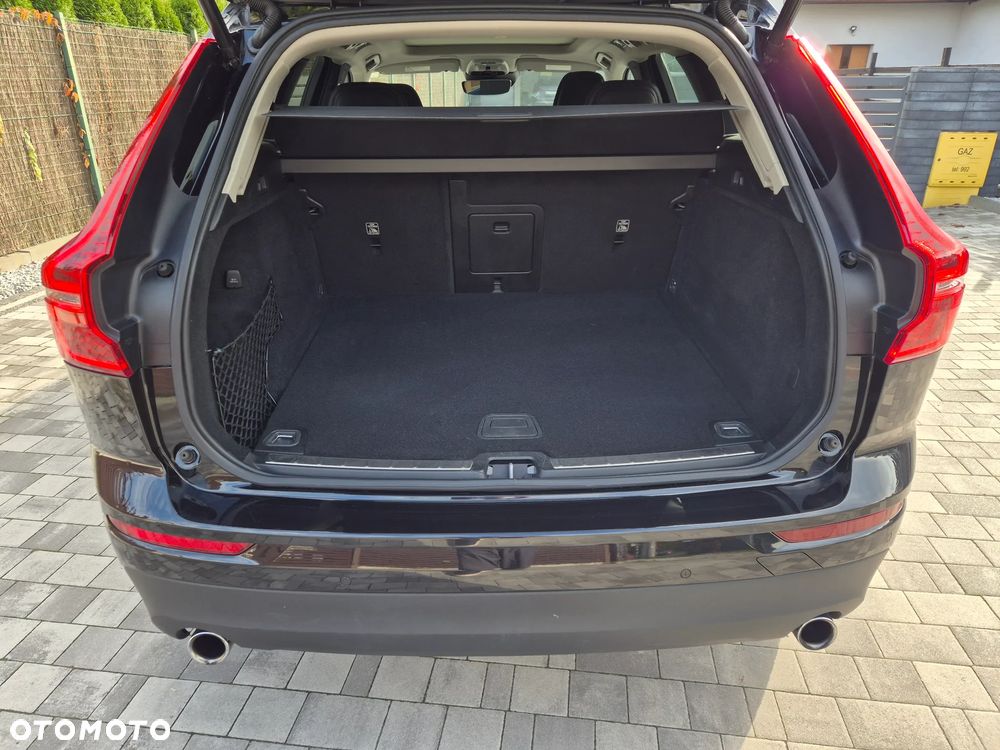 Volvo XC 60 T5 AWD Momentum - 12