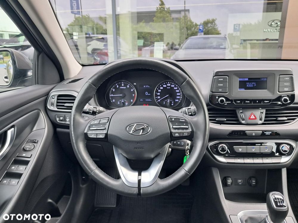 Hyundai i30 - 18