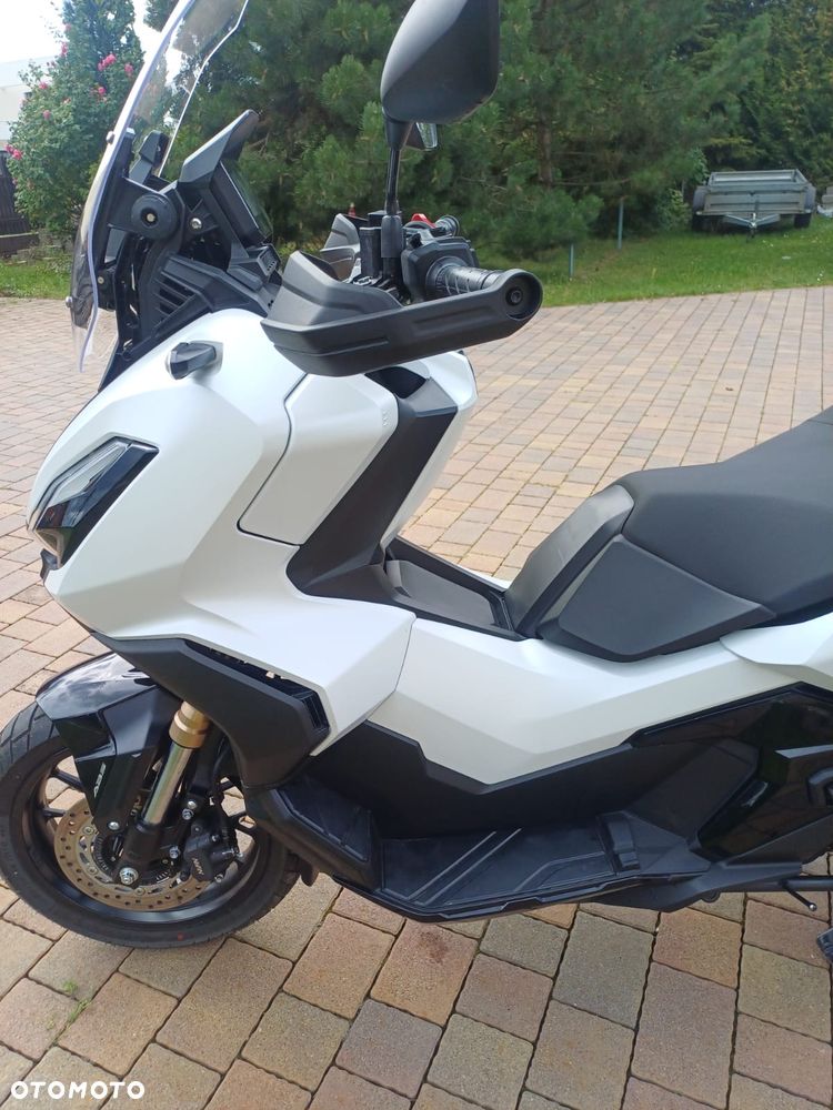 Honda ADV350 - 15