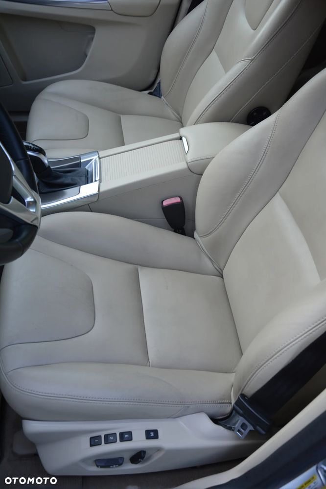 Volvo XC 60 - 27