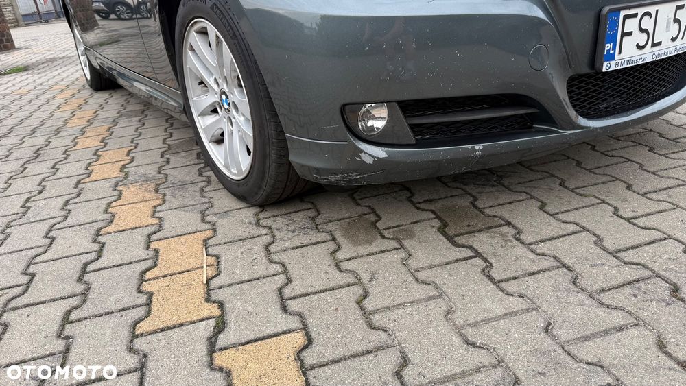 BMW Seria 3 318i - 10