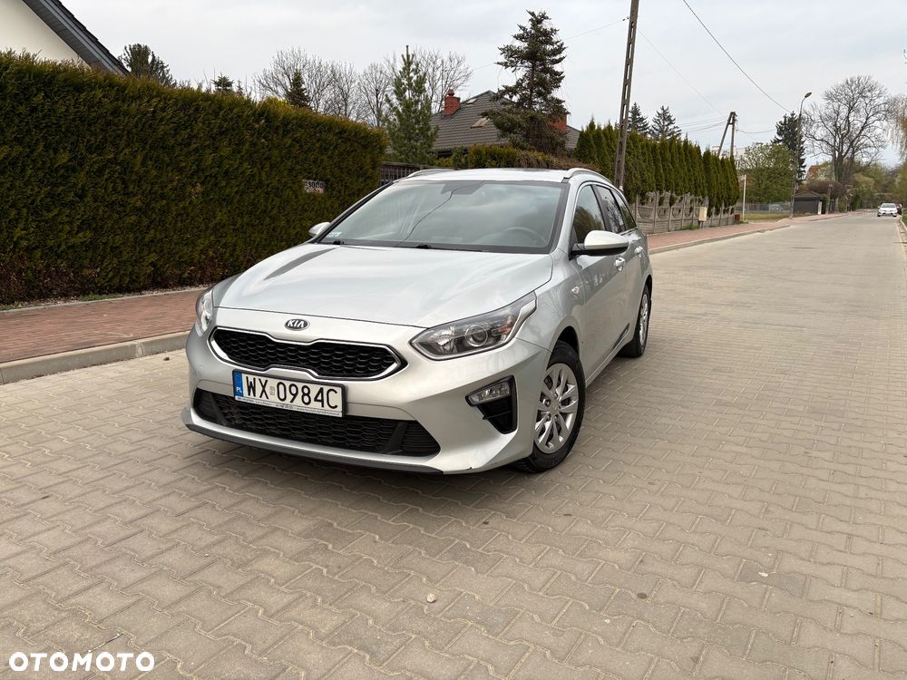 Kia Ceed 1.6 CRDi mHEV M - 8