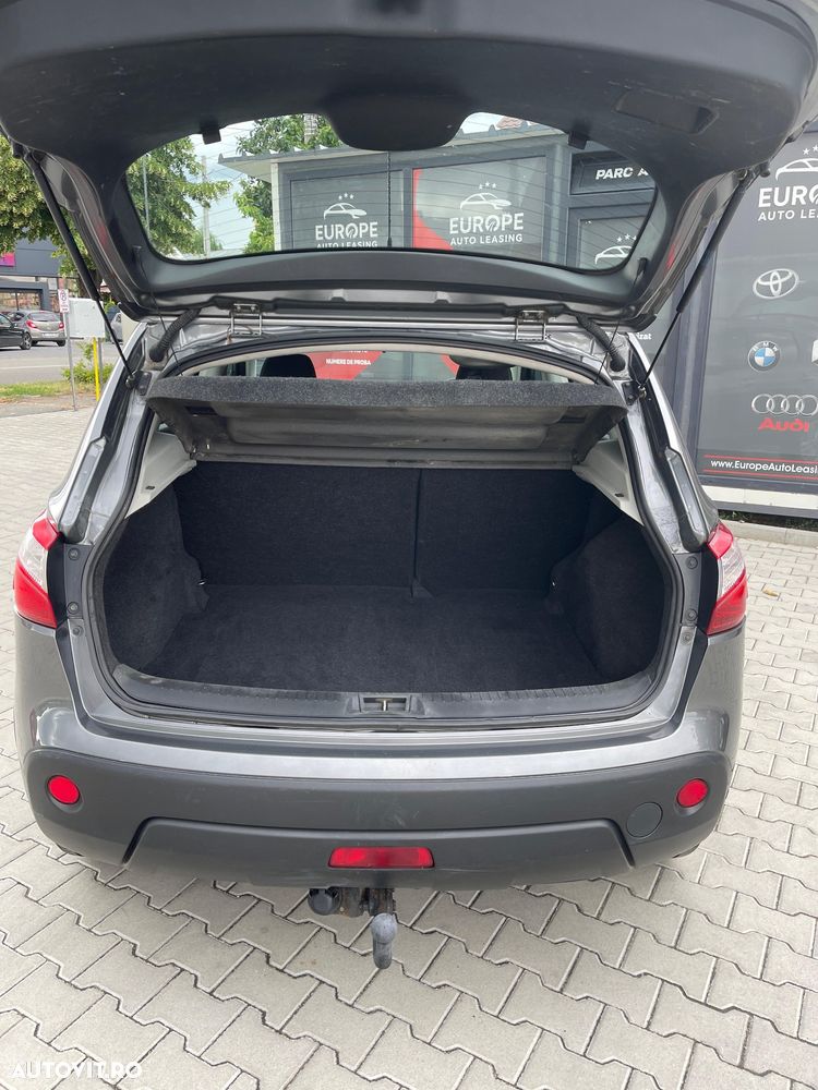 Nissan Qashqai 1.6 DCI 4 x 4 DPF Start/Stop tekna - 20