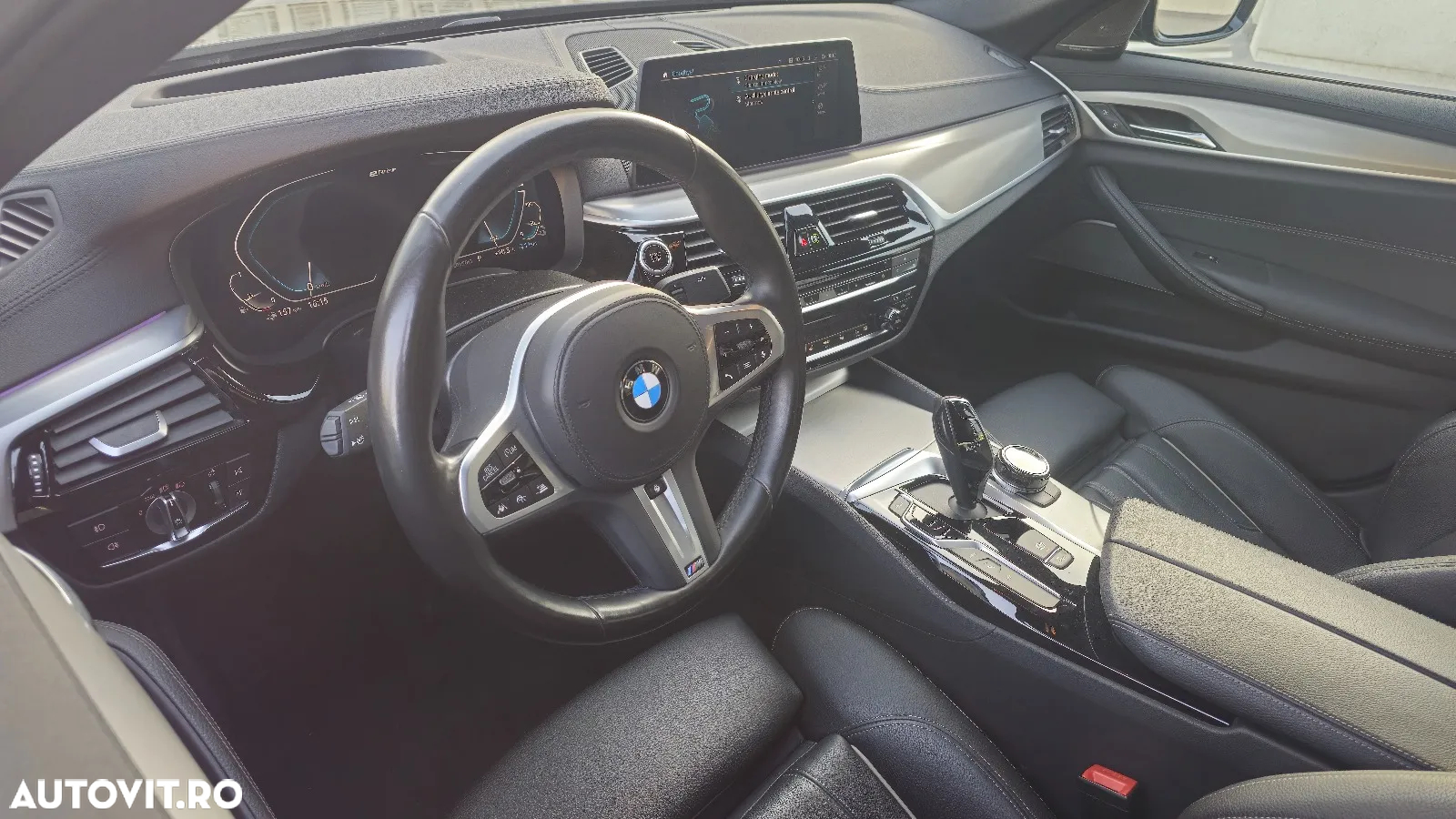 BMW Seria 5 530e Aut. Luxury Line - 13