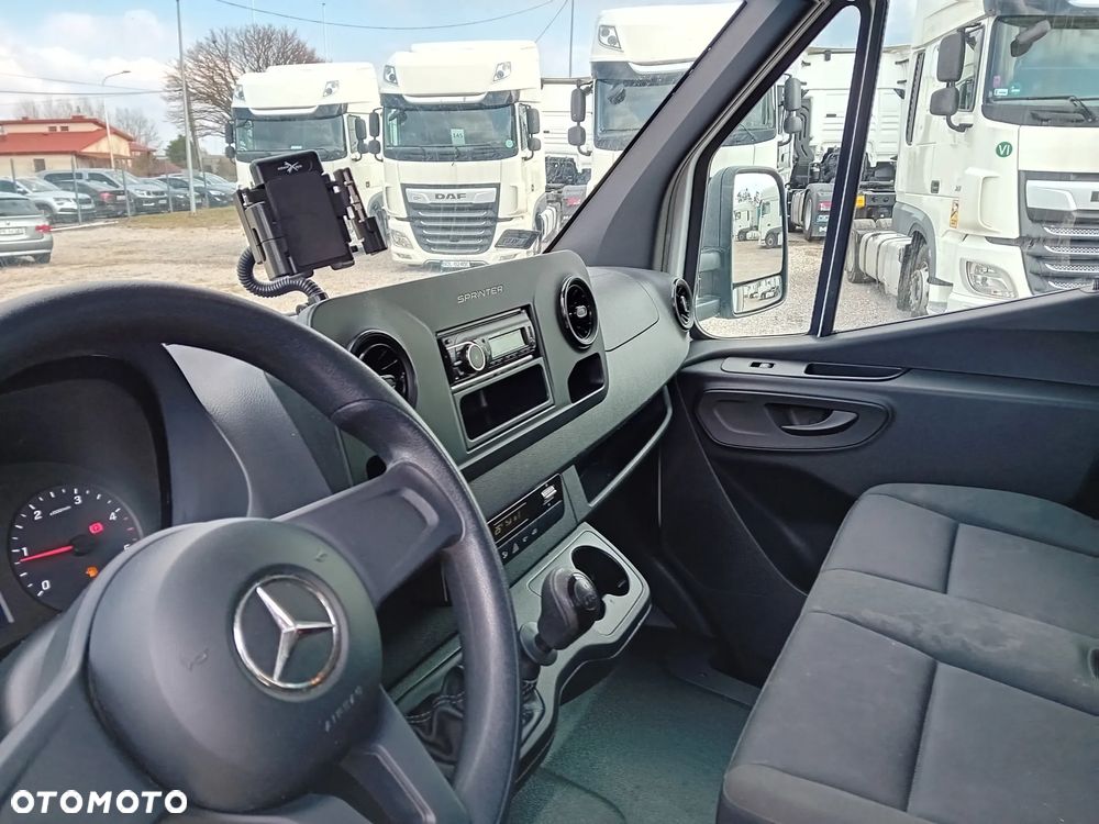 Mercedes-Benz SPRINTER 515 CDI RWD - 14