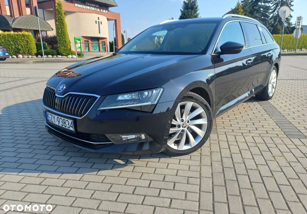 Skoda Superb 2016 photo 5