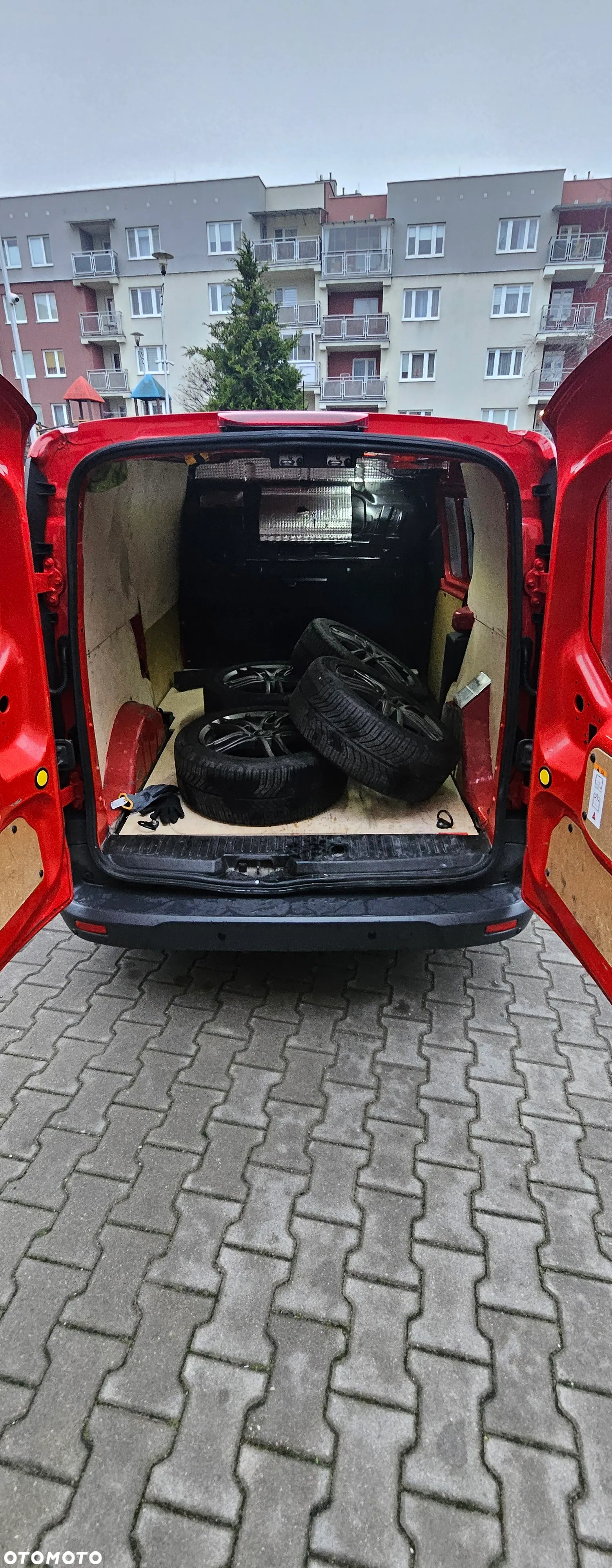 Ford Transit connect - 17