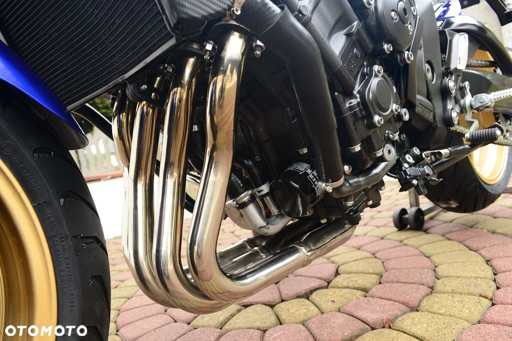 Yamaha FZ8 - 32