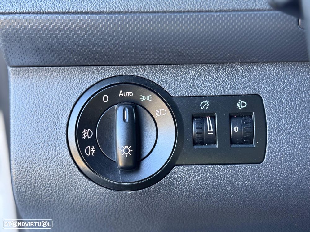 VW Caddy 1.6tdi DSG AC - 16