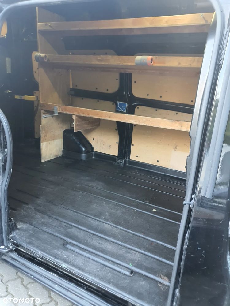 Ford TRANSIT CUSTOM - 14