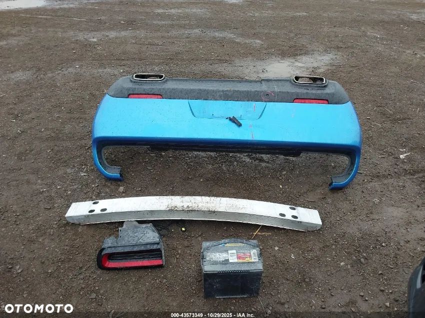 Dodge Challenger - 8