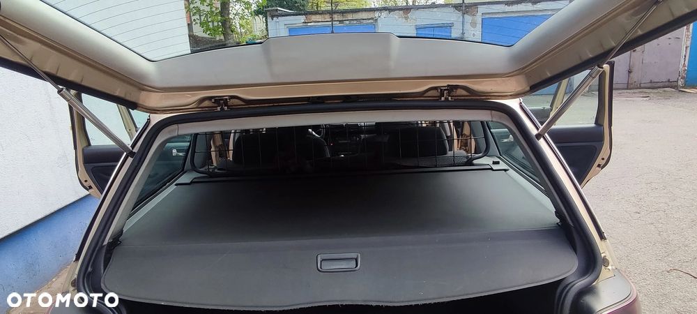 Volkswagen Passat - 8