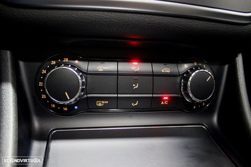 Mercedes-Benz CLA 220 - 33