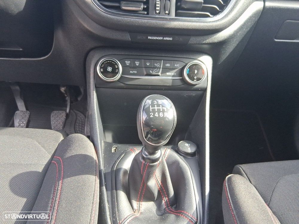 Ford Fiesta 1.0 EcoBoost ST-Line - 11