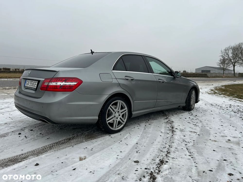 Mercedes-Benz Klasa E 350 CDI BlueEff Avantgarde - 6