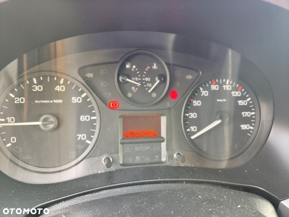 Peugeot Partner - 10