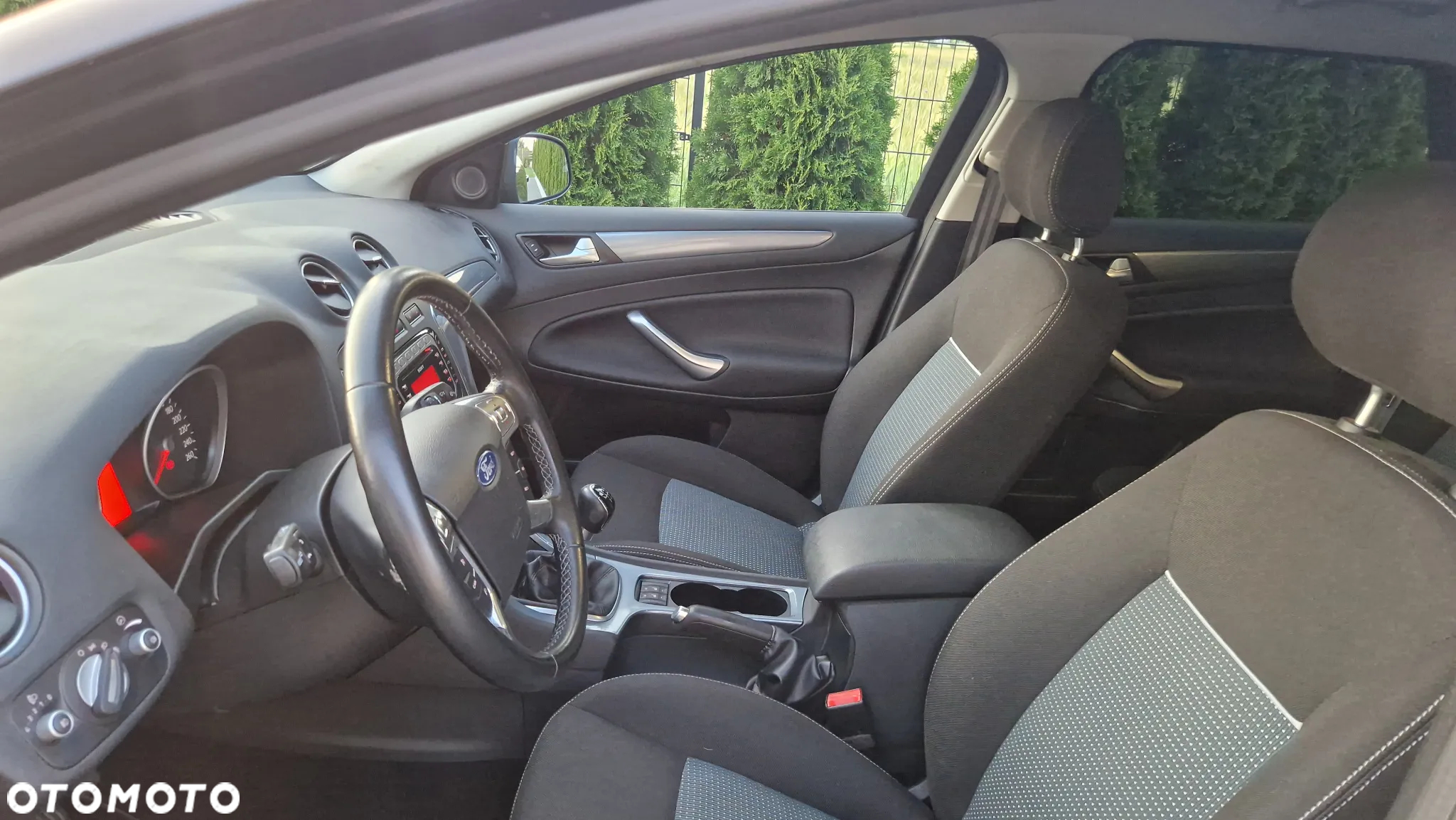 Ford Mondeo 1.6 TDCi Titanium - 15