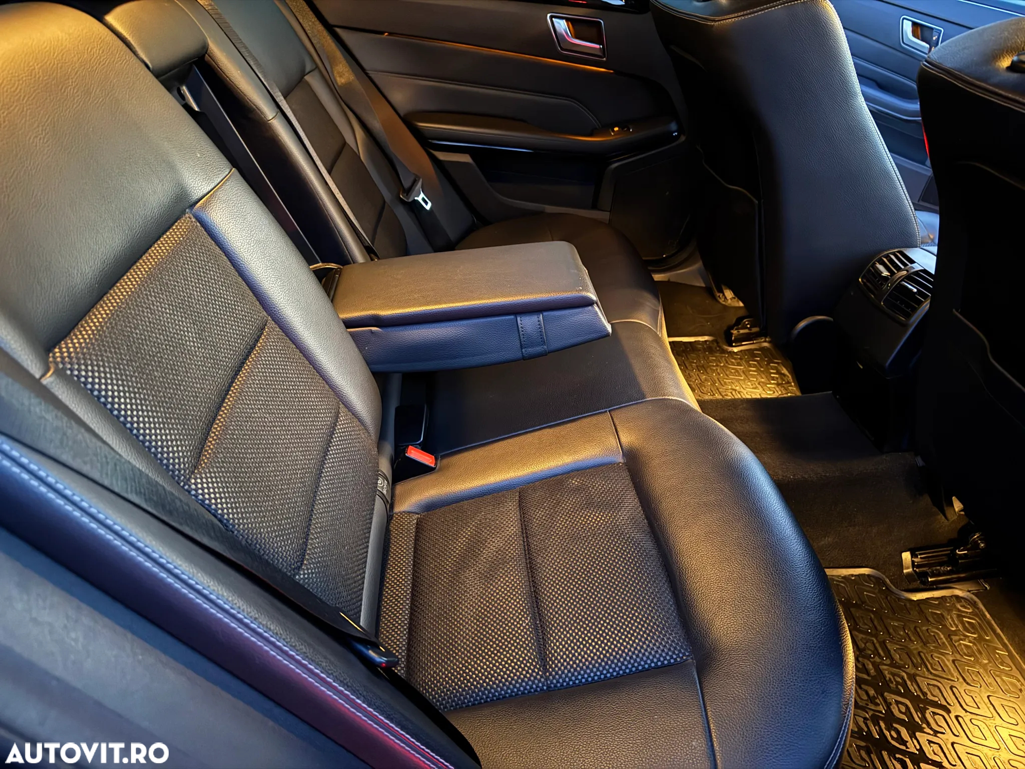 Mercedes-Benz E 220 BlueTEC Aut. - 9