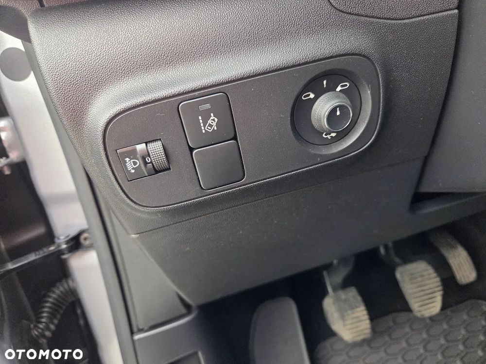 Citroën C3 Pure Tech 82 LIVE - 24