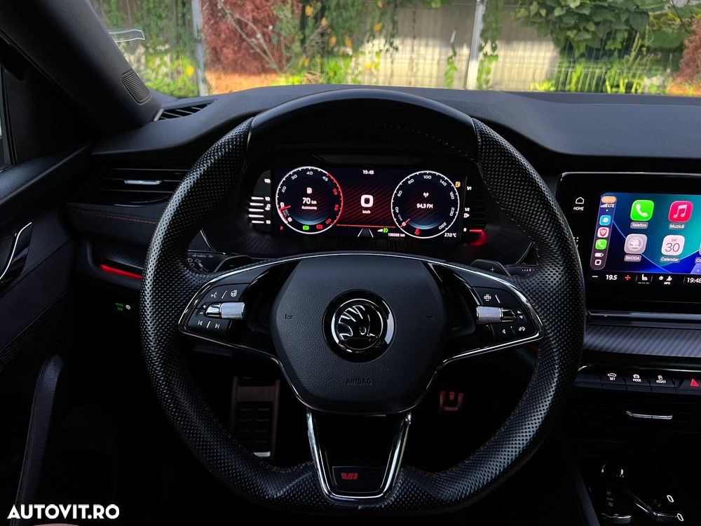 Skoda Octavia 2.0 TDI DSG 4X4 RS Plus - 25